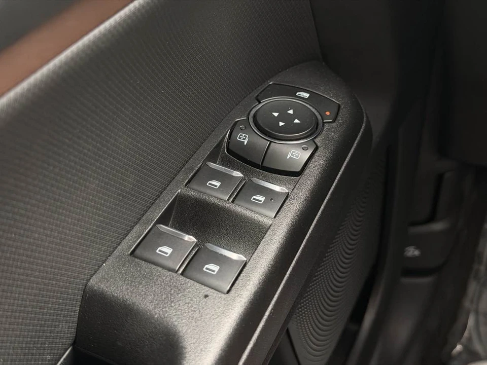2024 Ford Bronco 6th Gen - Image 18 of 24