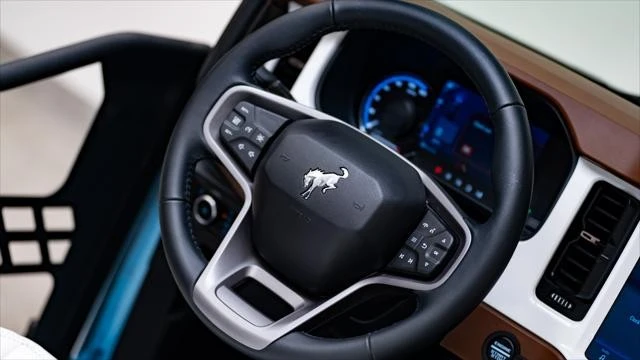 2024 Ford Bronco 6th Gen - Image 20 of 21