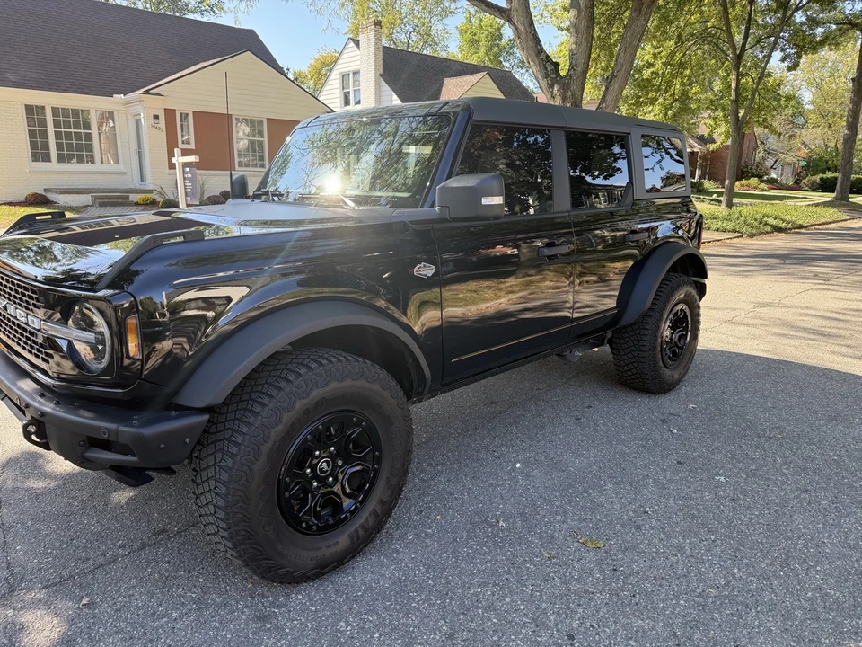 2024 Ford Bronco 6th Gen - Image 3 of 17