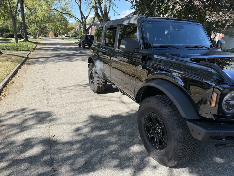 2024 Ford Bronco 6th Gen - Image 2 of 17