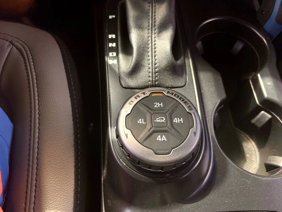 2024 Ford Bronco 6th Gen - Image 19 of 24