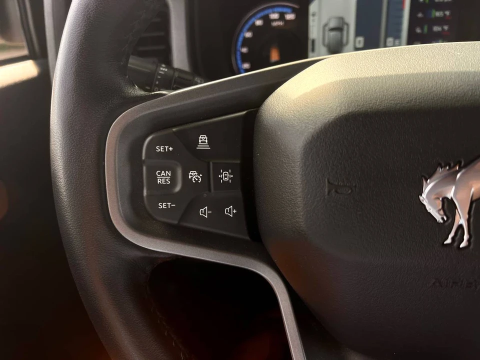 2024 Ford Bronco 6th Gen - Image 23 of 24