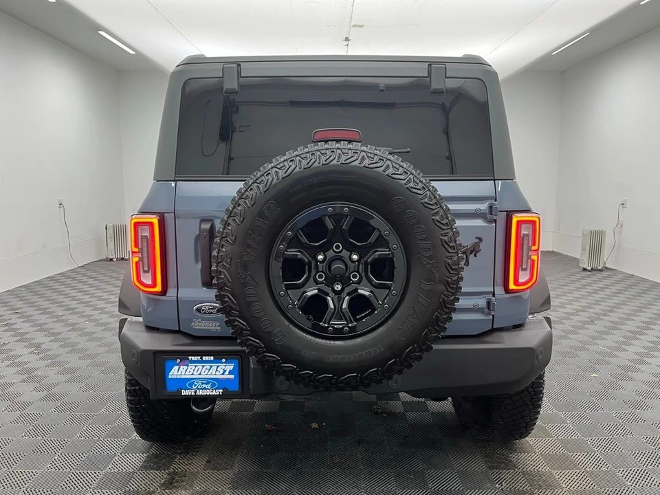 2024 Ford Bronco 6th Gen - Image 9 of 12