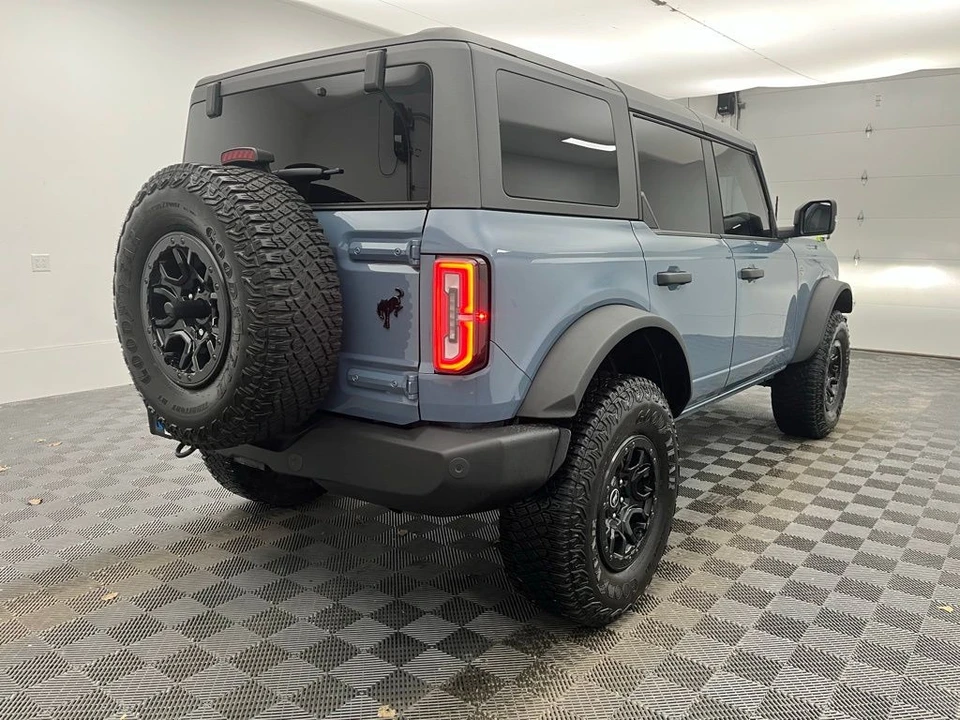 2024 Ford Bronco 6th Gen - Image 8 of 12