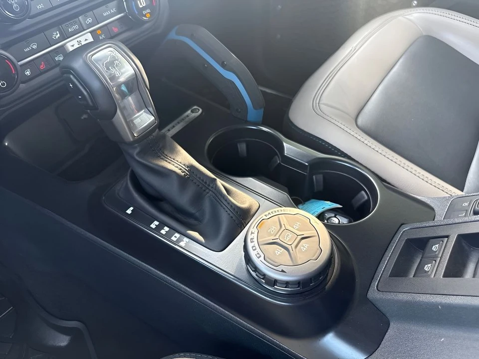 2024 Ford Bronco 6th Gen - Image 20 of 31