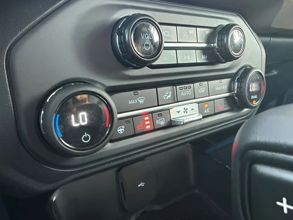 2024 Ford Bronco 6th Gen - Image 26 of 31