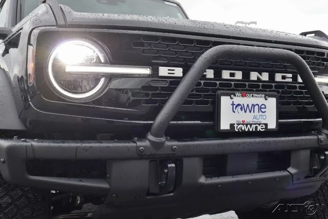2024 Ford Bronco 6th Gen - Image 14 of 21