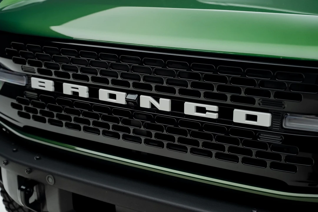 2024 Ford Bronco 6th Gen - Image 12 of 21