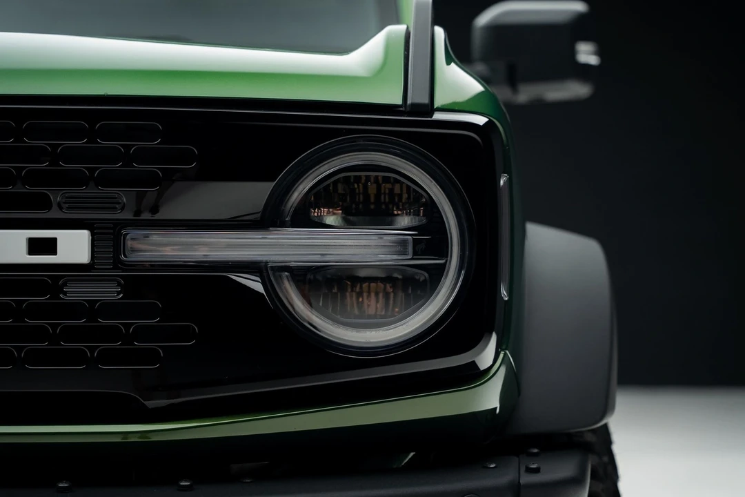 2024 Ford Bronco 6th Gen - Image 9 of 12