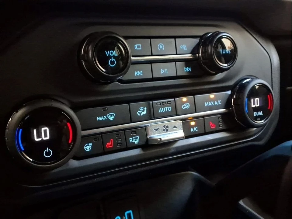 2024 Ford Bronco 6th Gen - Image 12 of 30