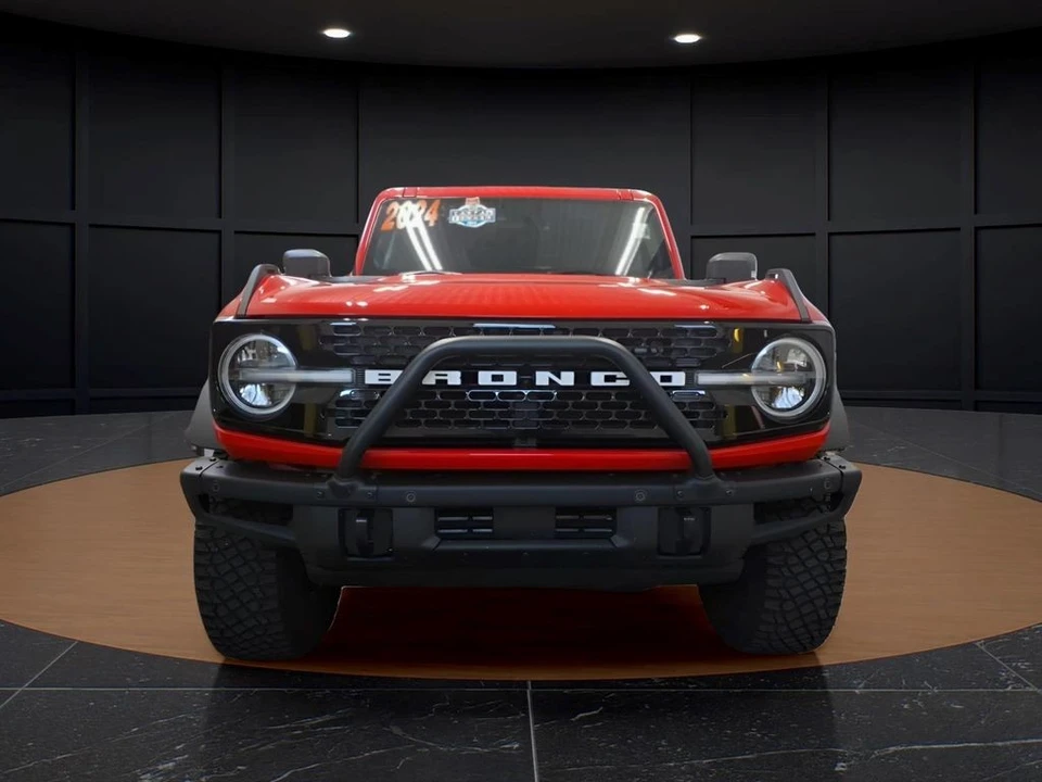 2024 Ford Bronco 6th Gen - Image 2 of 30
