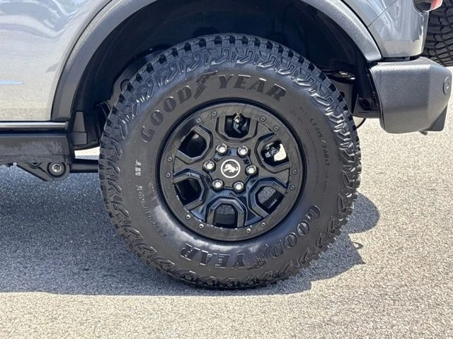 2024 Ford Bronco 6th Gen - Image 14 of 30