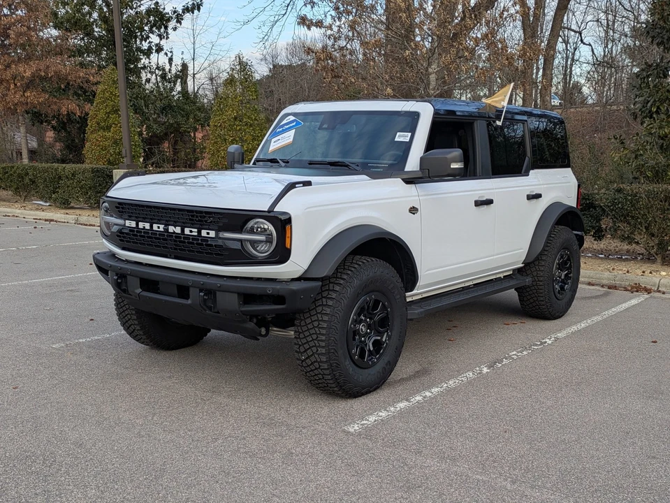 2024 Ford Bronco 6th Gen - Image 8 of 12