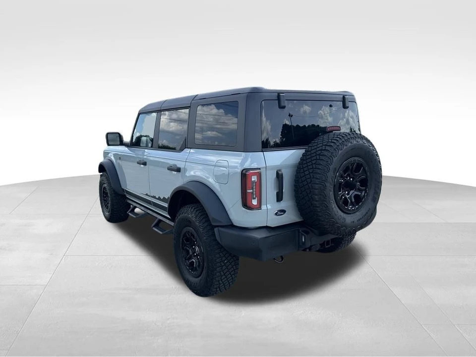 2024 Ford Bronco 6th Gen - Image 2 of 12
