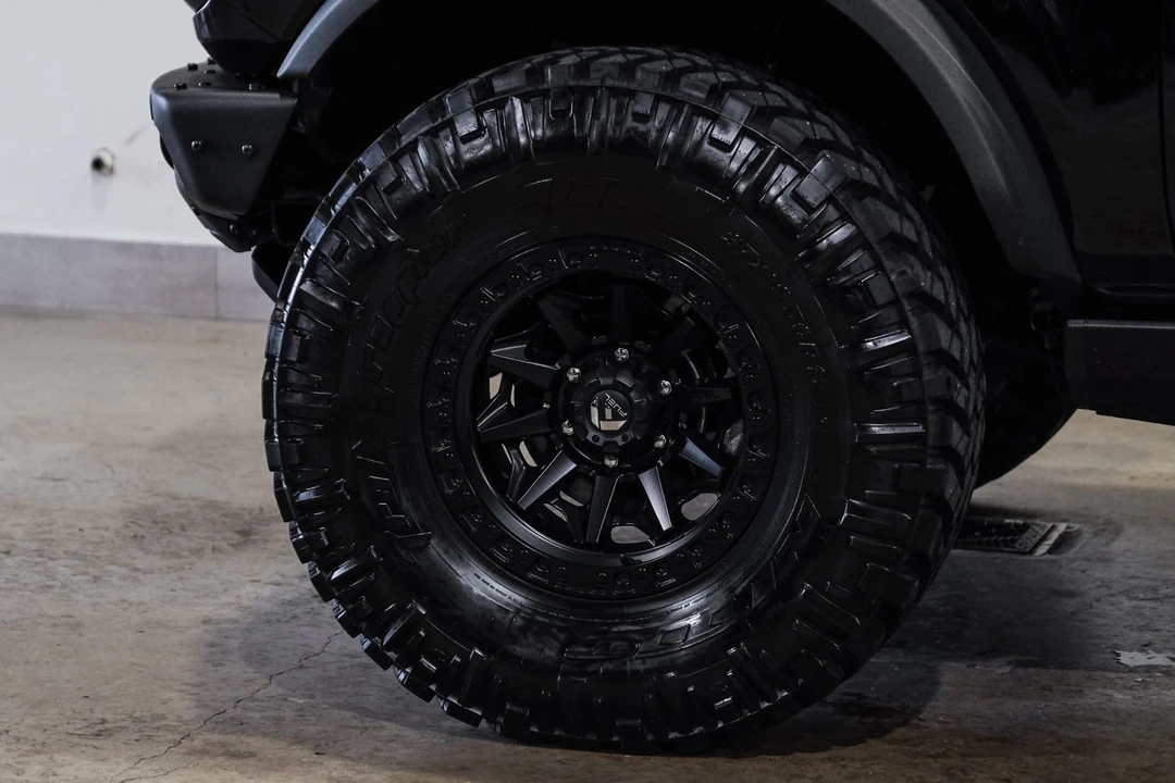 2024 Ford Bronco 6th Gen - Image 9 of 12