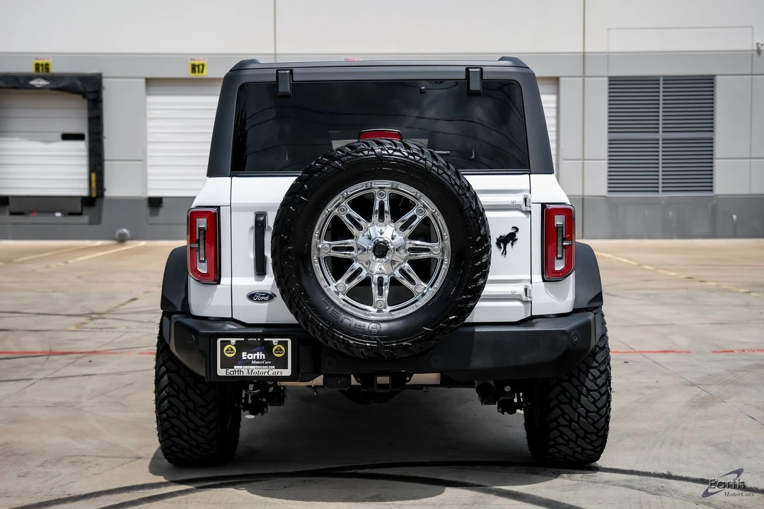 2024 Ford Bronco 6th Gen - Image 10 of 12