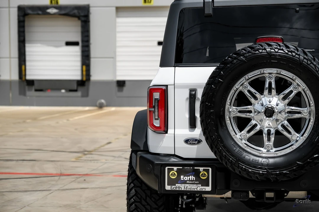 2024 Ford Bronco 6th Gen - Image 11 of 12