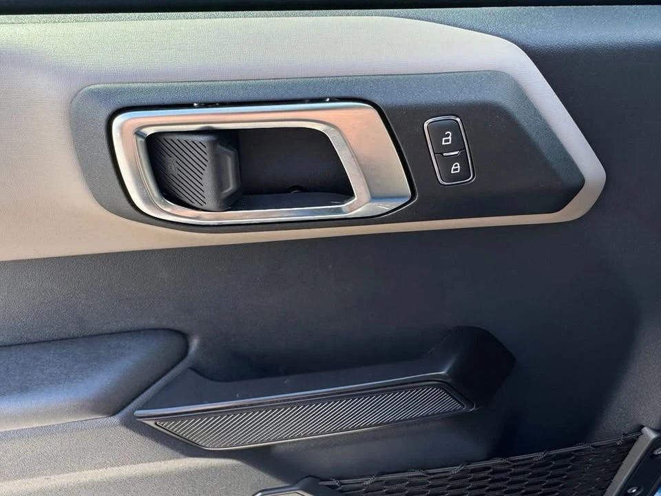2024 Ford Bronco 6th Gen - Image 8 of 19