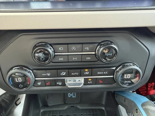2024 Ford Bronco 6th Gen - Image 14 of 16