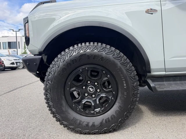2024 Ford Bronco 6th Gen - Image 9 of 16