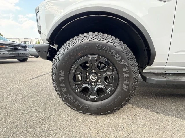 2024 Ford Bronco 6th Gen - Image 10 of 16