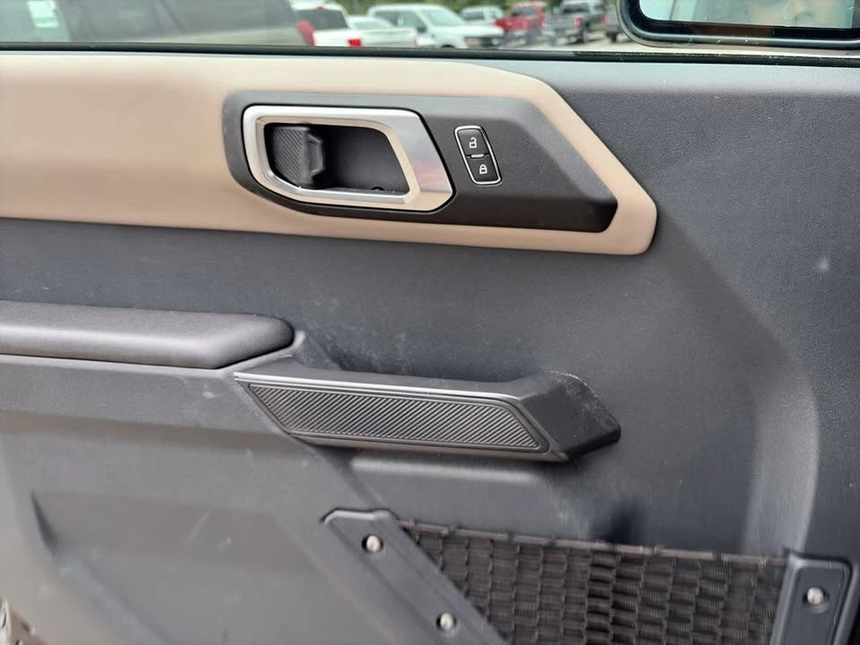 2024 Ford Bronco 6th Gen - Image 9 of 11