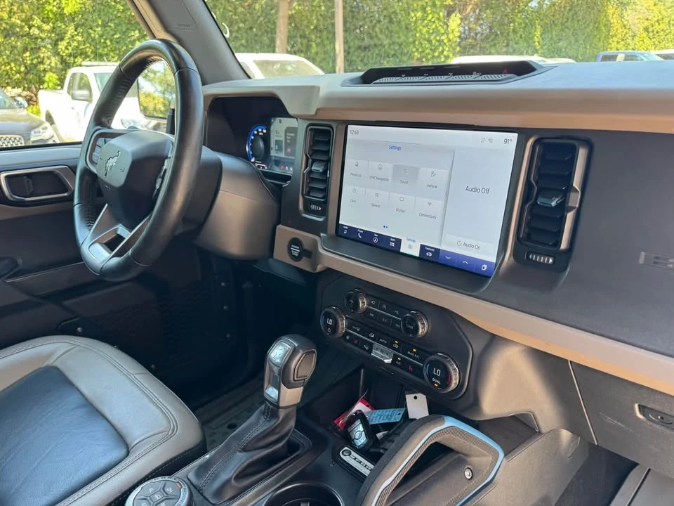 2024 Ford Bronco 6th Gen - Image 9 of 10