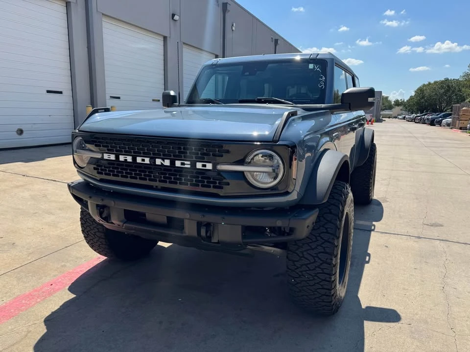 2024 Ford Bronco 6th Gen - Image 2 of 10