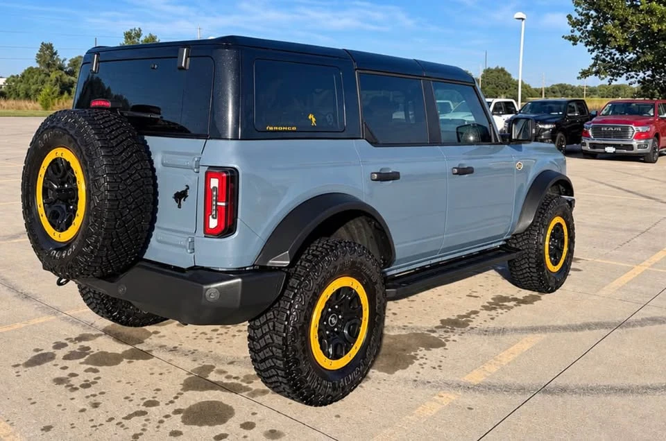 2024 Ford Bronco 6th Gen - Image 3 of 14