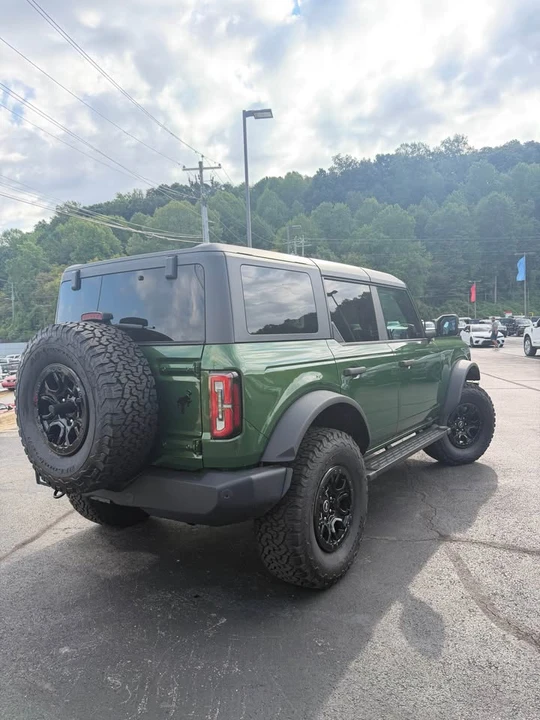 2024 Ford Bronco 6th Gen - Image 4 of 10