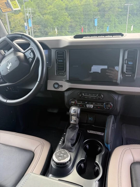 2024 Ford Bronco 6th Gen - Image 7 of 10