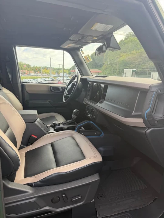 2024 Ford Bronco 6th Gen - Image 5 of 10