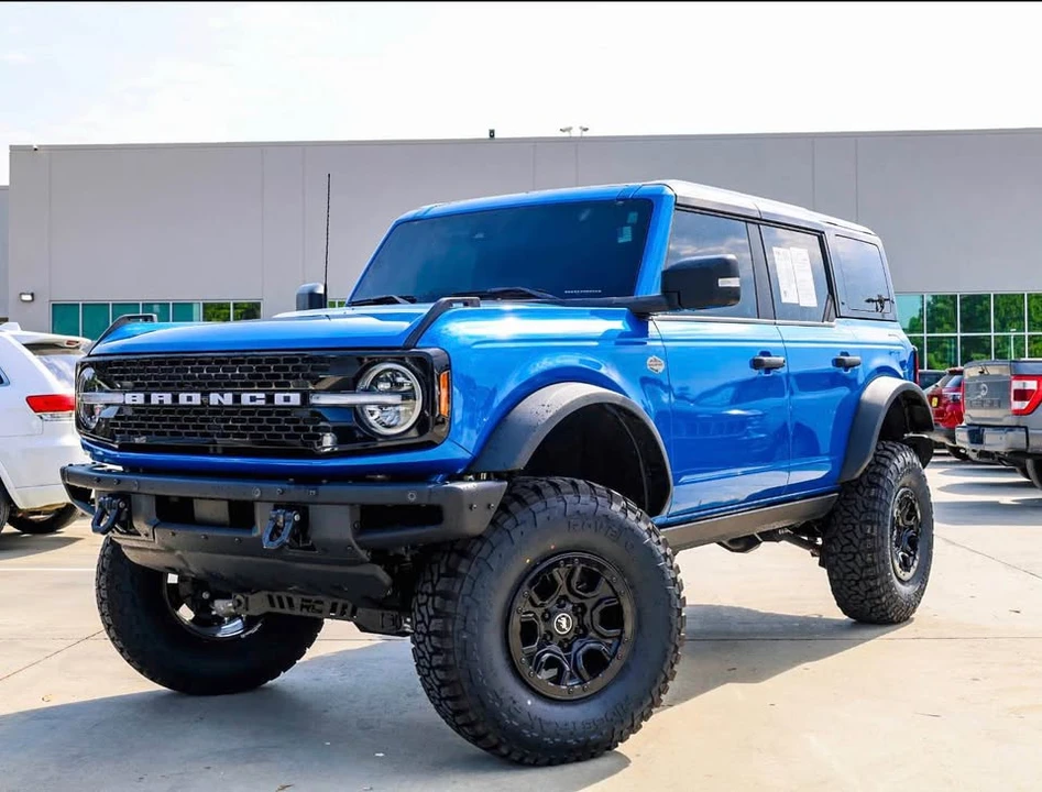 2024 Ford Bronco 6th Gen - Image 2 of 6