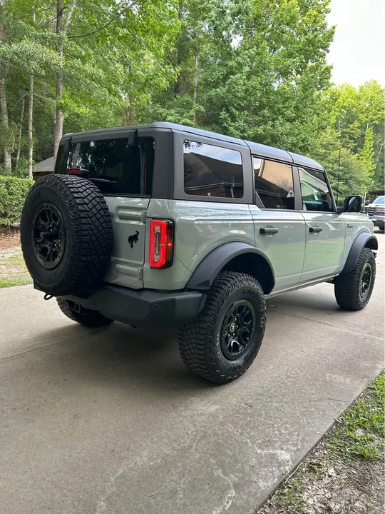 2024 Ford Bronco 6th Gen - Image 4 of 15