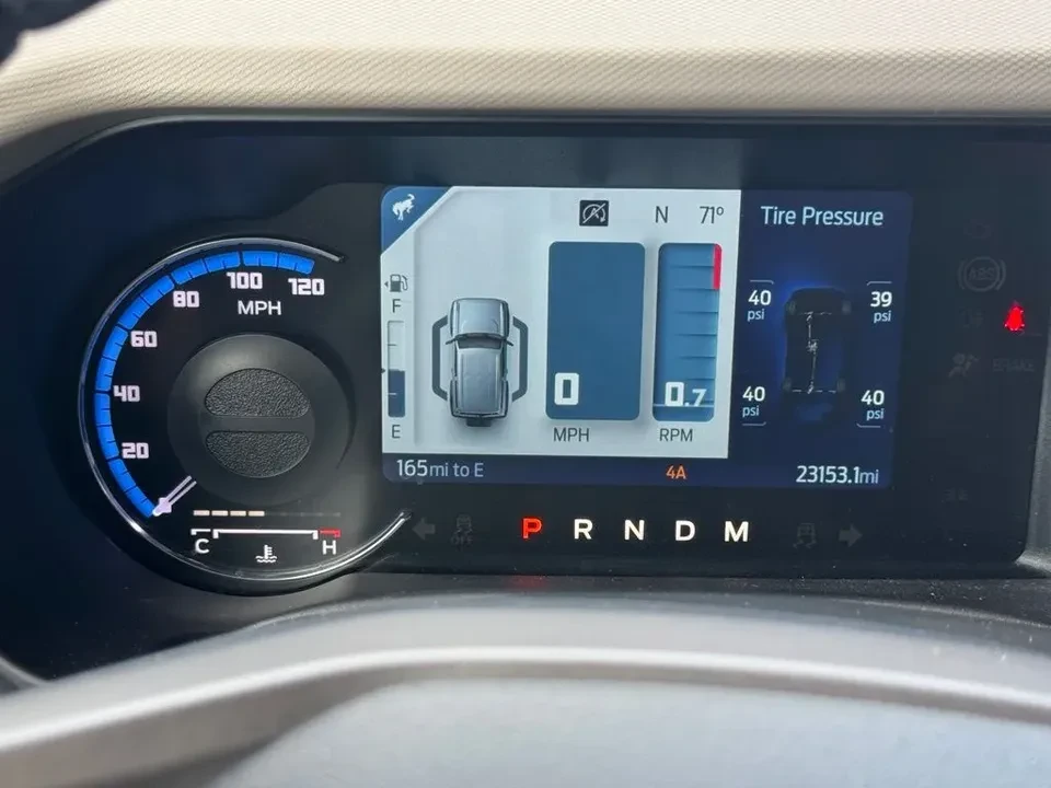 2024 Ford Bronco 6th Gen - Image 15 of 18