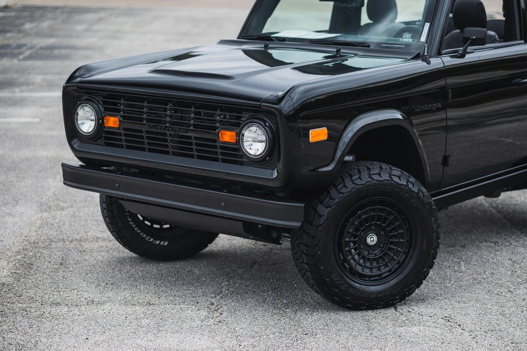 2024 Ford Bronco 6th Gen - Image 4 of 31