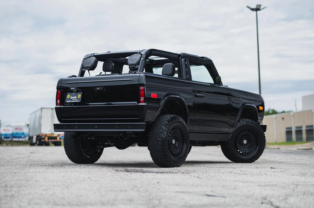 2024 Ford Bronco 6th Gen - Image 8 of 31