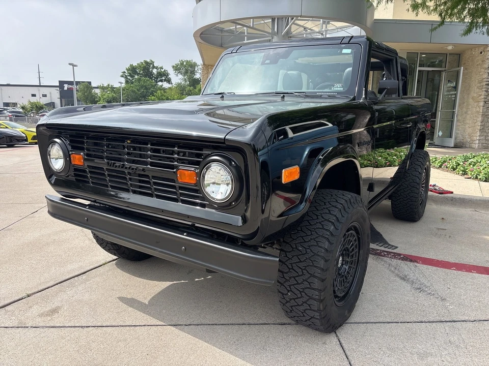 2024 Ford Bronco 6th Gen - Image 2 of 9