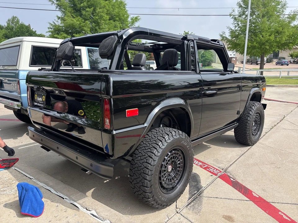 2024 Ford Bronco 6th Gen - Image 9 of 9