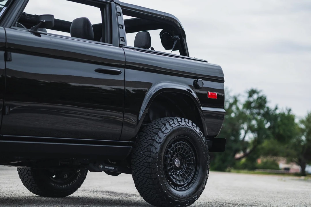 2024 Ford Bronco 6th Gen - Image 20 of 31