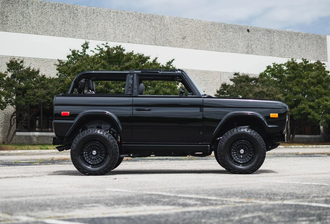 2024 Ford Bronco 6th Gen - Image 11 of 31