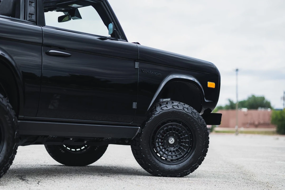 2024 Ford Bronco 6th Gen - Image 5 of 31