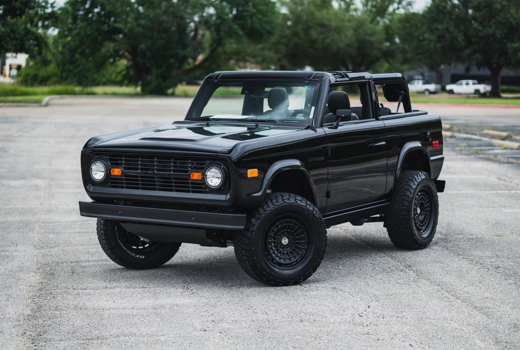 2024 Ford Bronco 6th Gen - Image 2 of 31
