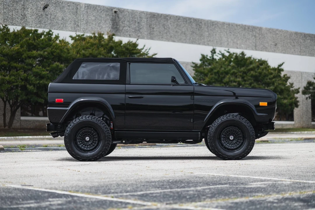2024 Ford Bronco 6th Gen - Image 29 of 31