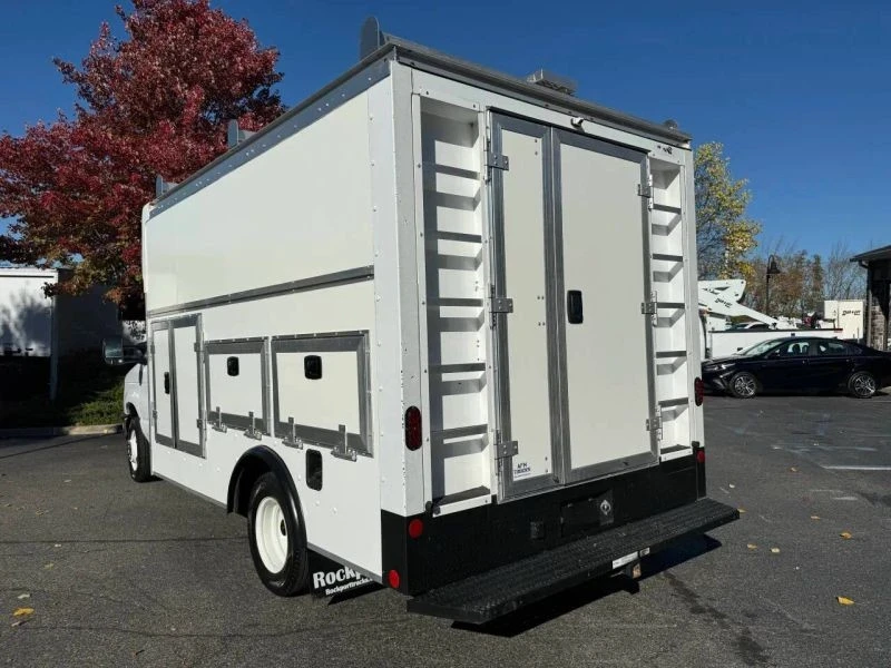 2024 Ford Econoline Van - Image 4 of 12