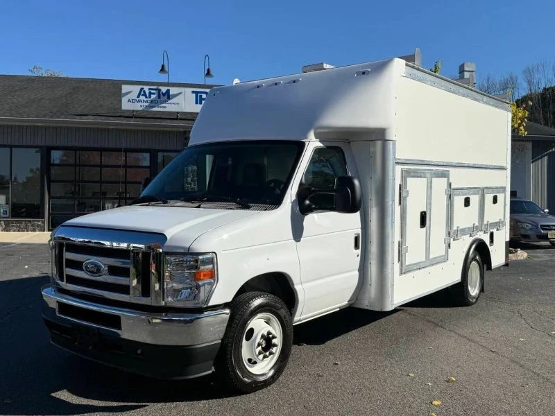2024 Ford Econoline Van - Image 2 of 12