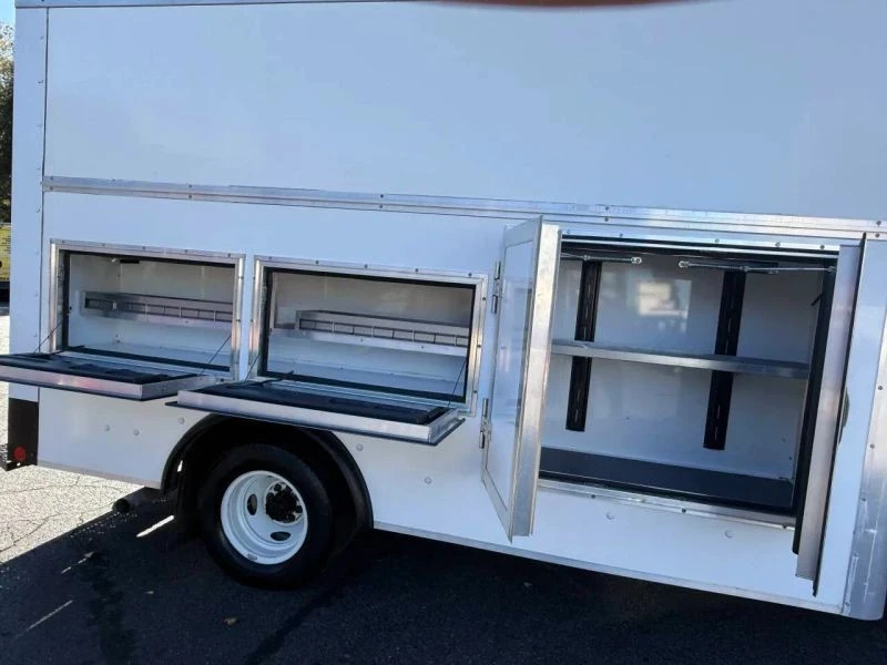 2024 Ford Econoline Van - Image 12 of 12