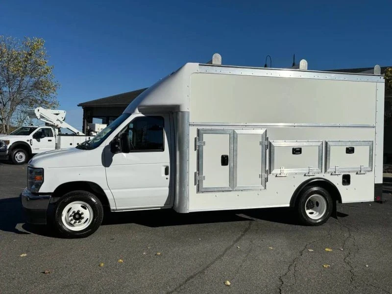 2024 Ford Econoline Van - Image 3 of 12
