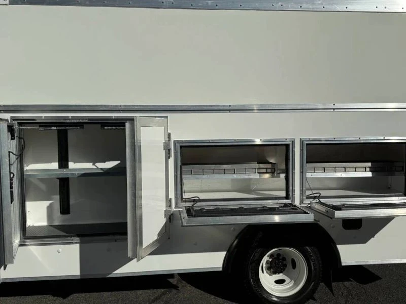 2024 Ford Econoline Van - Image 10 of 12