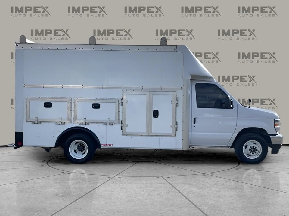2024 Ford Econoline Van - Image 5 of 21